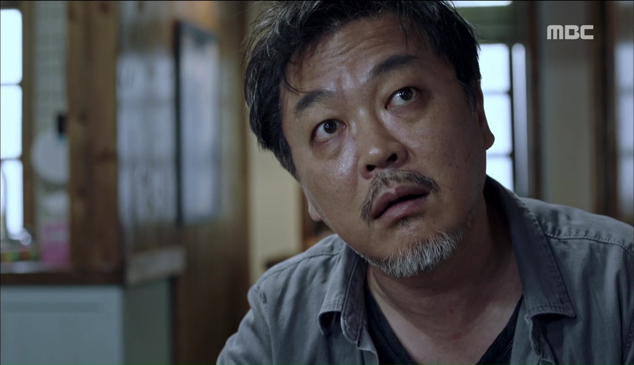 W - Two Worlds: Cạn lời trước khả năng sống dai như đỉa của sát thủ áo đen - Ảnh 4. W - Two Worlds: Cạn lời trước khả năng sống dai như đỉa của sát thủ áo đen - Ảnh 4.