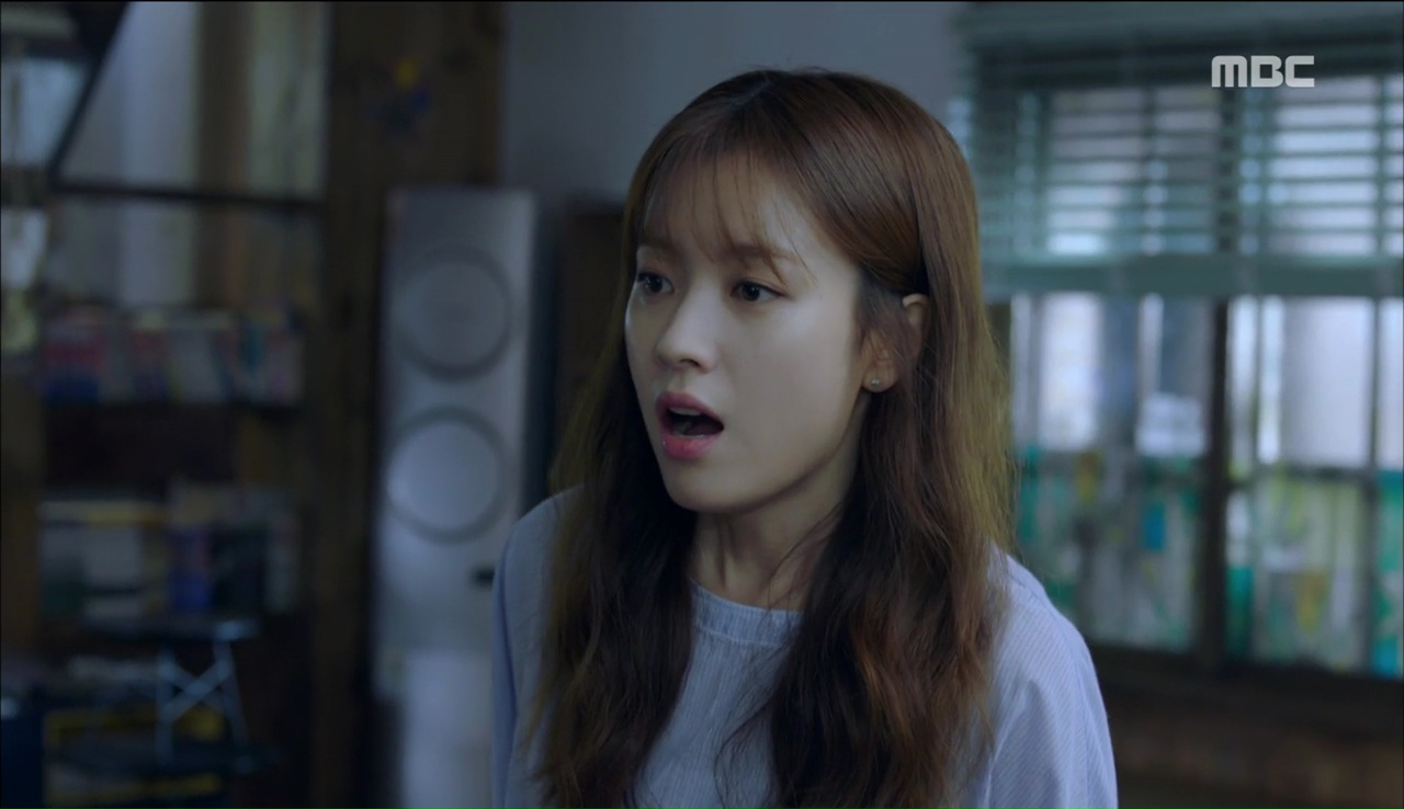 W - Two Worlds: Cạn lời trước khả năng sống dai như đỉa của sát thủ áo đen - Ảnh 5. W - Two Worlds: Cạn lời trước khả năng sống dai như đỉa của sát thủ áo đen - Ảnh 5.