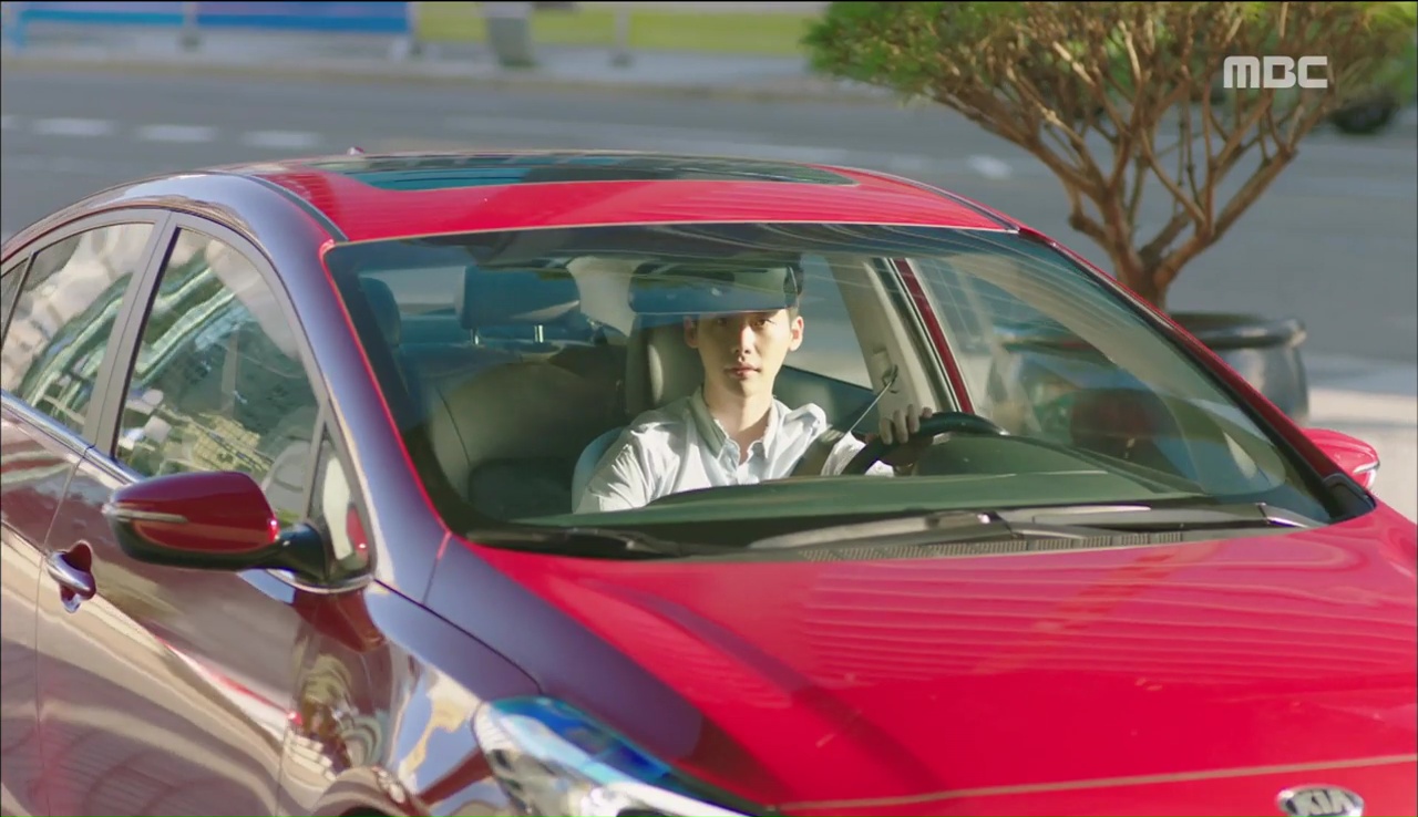 W - Two Worlds: Cạn lời trước khả năng sống dai như đỉa của sát thủ áo đen - Ảnh 14. W - Two Worlds: Cạn lời trước khả năng sống dai như đỉa của sát thủ áo đen - Ảnh 14.