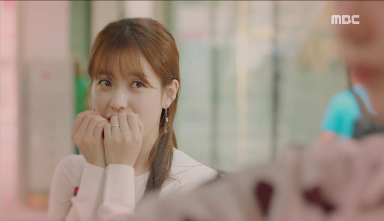 W - Two Worlds: Cạn lời trước khả năng sống dai như đỉa của sát thủ áo đen - Ảnh 26. W - Two Worlds: Cạn lời trước khả năng sống dai như đỉa của sát thủ áo đen - Ảnh 26.