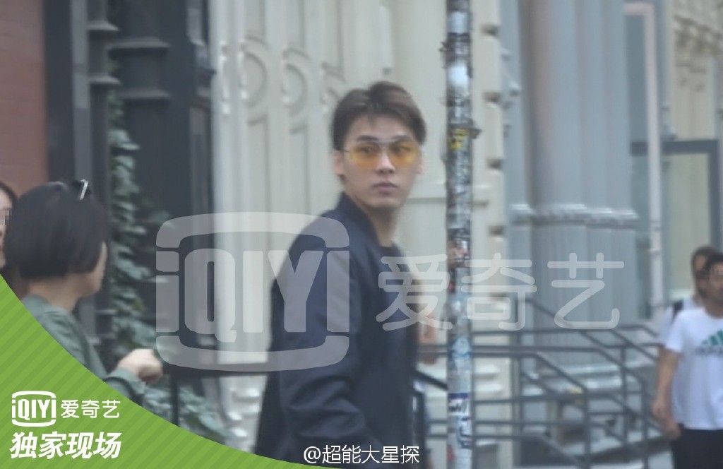 Dương Mịch lại vướng nghi án ngoại tình với Lý Dịch Phong - Ảnh 12. Dương Mịch lại vướng nghi án ngoại tình với Lý Dịch Phong - Ảnh 12.