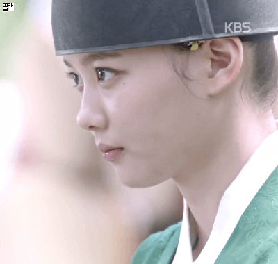 Phim chưa chiếu, “Thế tử” Park Bo Gum và “thái giám” Kim Yoo Jung đã tình tứ thế này đây - Ảnh 3.