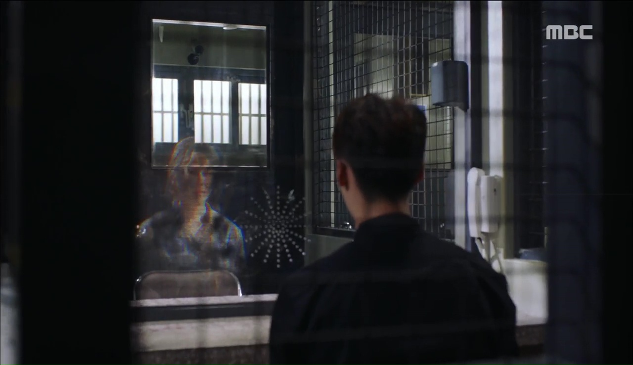 “W”: Lee Jong Suk từ truyện tranh đã bước ra thế giới thực! - Ảnh 10. “W”: Lee Jong Suk từ truyện tranh đã bước ra thế giới thực! - Ảnh 10.