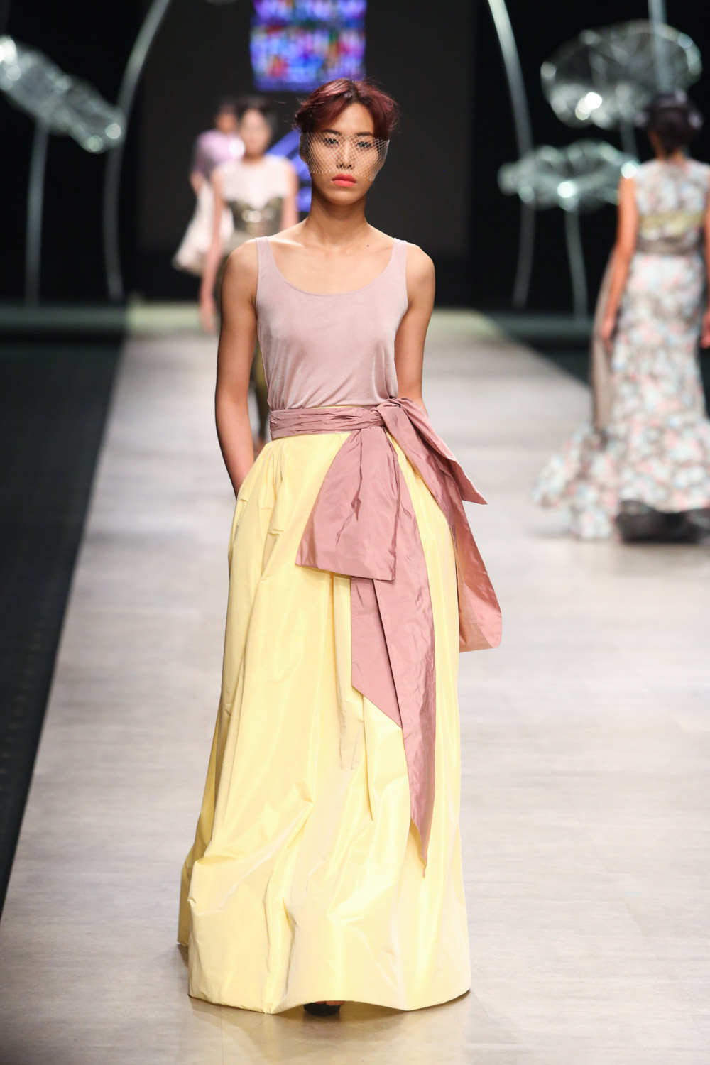 2 thí sinh high fashion nhất Next Top Model liệu có trụ lại đến Chung kết? - Ảnh 17. 2 thí sinh high fashion nhất Next Top Model liệu có trụ lại đến Chung kết? - Ảnh 17.