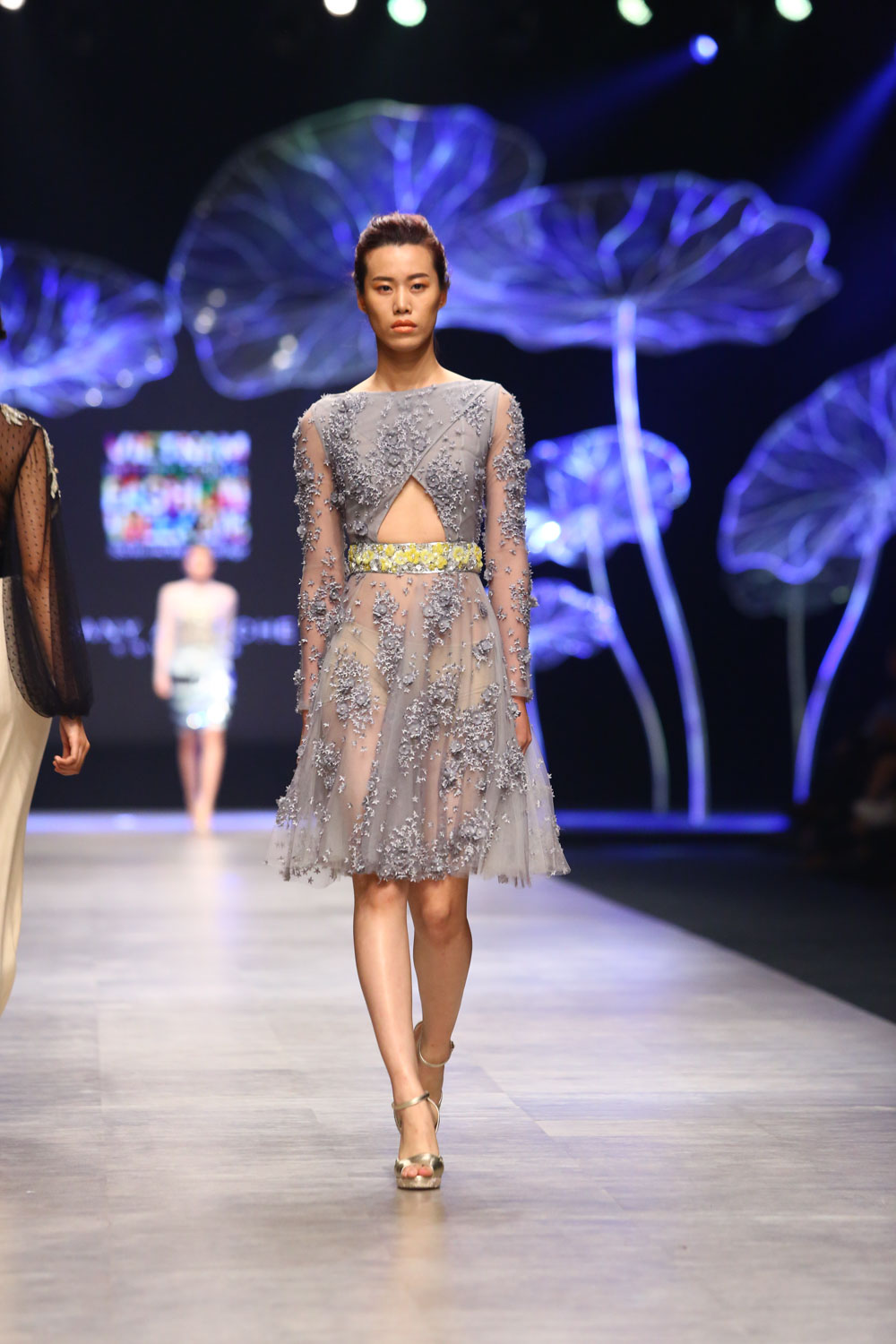 2 thí sinh high fashion nhất Next Top Model liệu có trụ lại đến Chung kết? - Ảnh 16. 2 thí sinh high fashion nhất Next Top Model liệu có trụ lại đến Chung kết? - Ảnh 16.