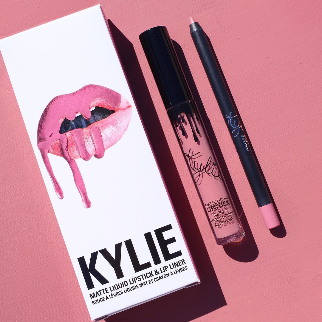 Son kem lì Kylie hot thì hot thật đấy nhưng chất lượng thực sự ra sao? - Ảnh 3. Son kem lì Kylie hot thì hot thật đấy nhưng chất lượng thực sự ra sao? - Ảnh 3.