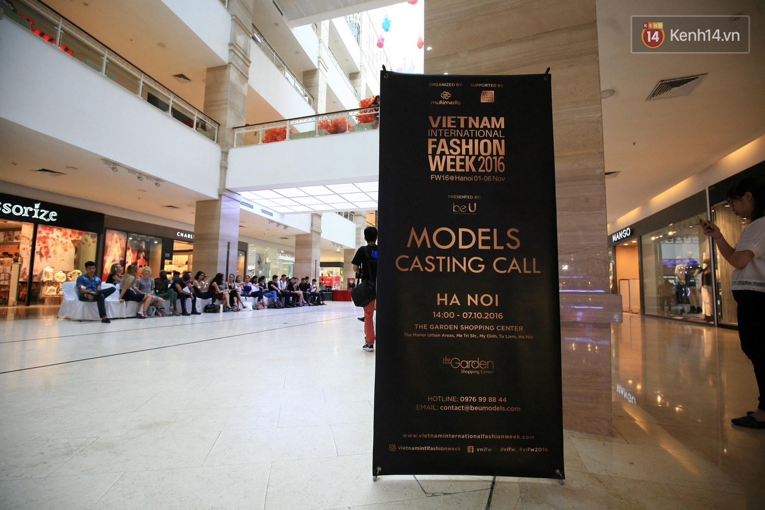 Vietnam International Fashion Week rục rịch tuyển mẫu, chuẩn bị tổ chức tại Hà Nội - Ảnh 1. Vietnam International Fashion Week rục rịch tuyển mẫu, chuẩn bị tổ chức tại Hà Nội - Ảnh 1.