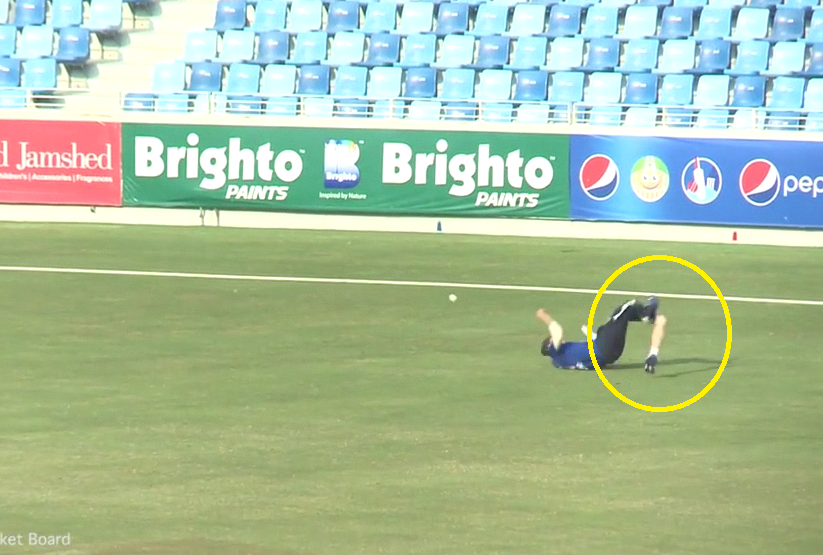 Rơi chân giả vẫn chiến tiếp, không phải ai cũng có ý chí tuyệt vời như VĐV khuyết tật này! - Ảnh 2. Rơi chân giả vẫn chiến tiếp, không phải ai cũng có ý chí tuyệt vời như VĐV khuyết tật này! - Ảnh 2.