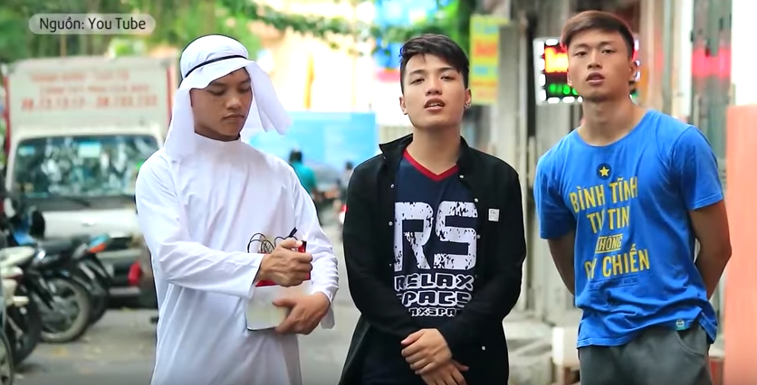 Chân dung nhóm thanh niên ra đường đốt bom mới bị bắt giữ - Ảnh 1. Chân dung nhóm thanh niên ra đường đốt bom mới bị bắt giữ - Ảnh 1.