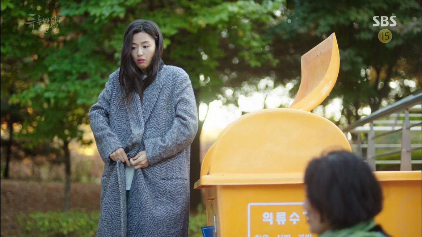 Huyền Thoại Biển Xanh: Tiên cá Jeon Ji Hyun bơi hơn 10 ngàn cây số theo đuổi Lee Min Ho - Ảnh 10. Huyền Thoại Biển Xanh: Tiên cá Jeon Ji Hyun bơi hơn 10 ngàn cây số theo đuổi Lee Min Ho - Ảnh 10.