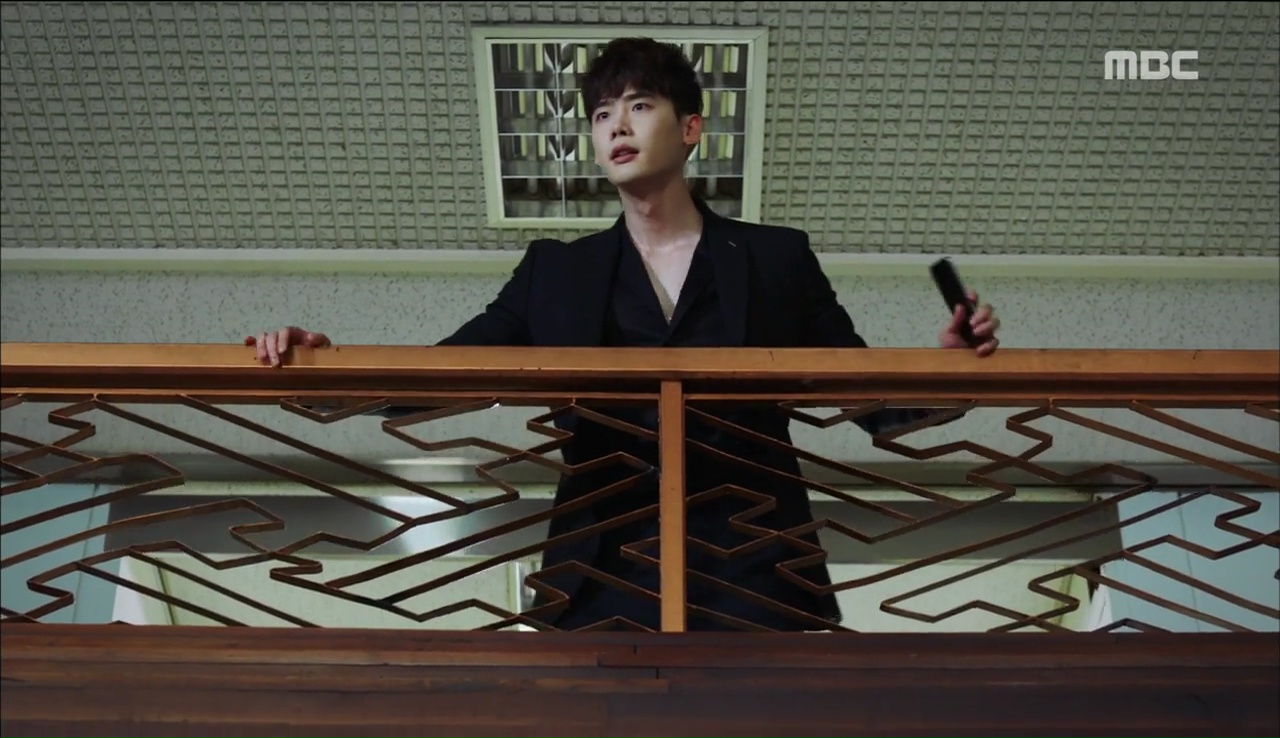 “W”: Lee Jong Suk từ truyện tranh đã bước ra thế giới thực! - Ảnh 16. “W”: Lee Jong Suk từ truyện tranh đã bước ra thế giới thực! - Ảnh 16.