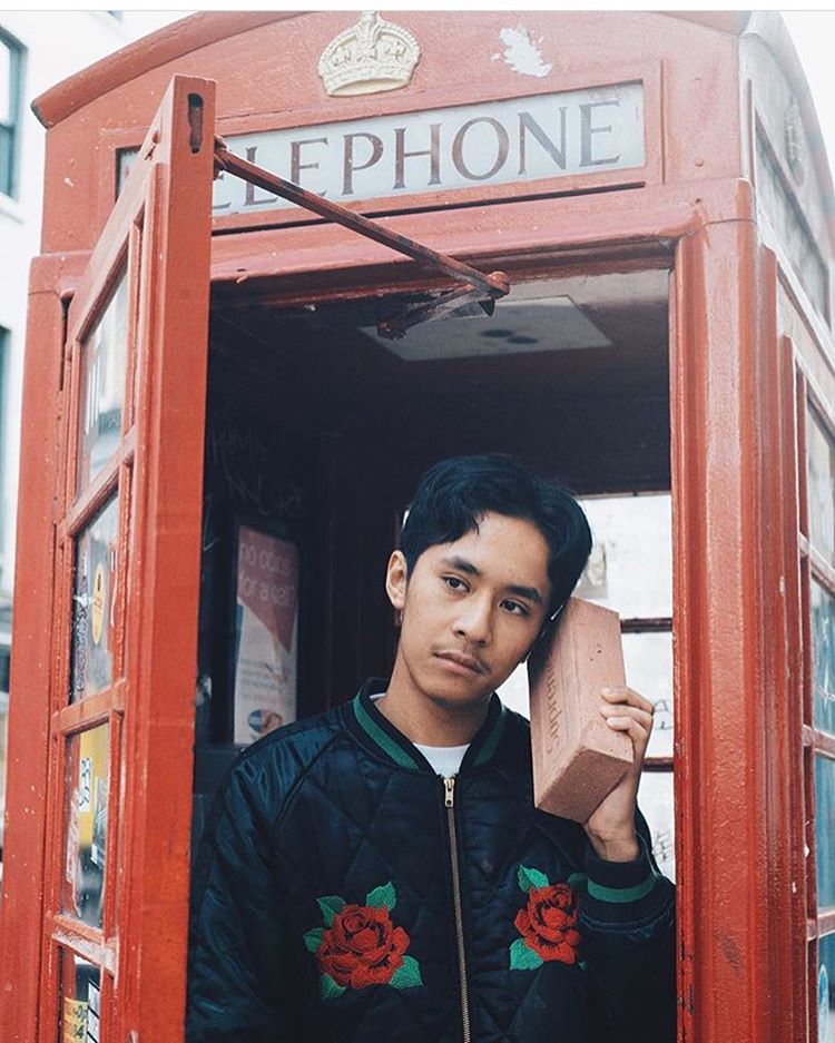 Chuyện thật như đùa: Viên gạch hàng hiệu được các tín đồ thời trang xếp hàng chờ mua, đấu giá eBay lên đến... 20 triệu - Ảnh 10. Chuyện thật như đùa: Viên gạch hàng hiệu được các tín đồ thời trang xếp hàng chờ mua, đấu giá eBay lên đến... 20 triệu - Ảnh 10.