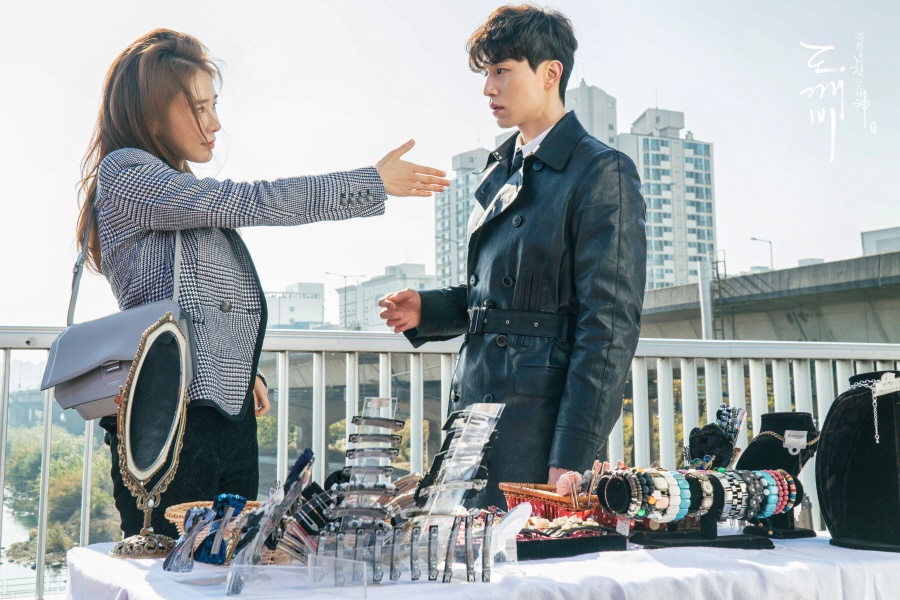 Đau đầu với 10 câu hỏi hack não chẳng kém W - Two Worlds của Goblin - Ảnh 11. Đau đầu với 10 câu hỏi hack não chẳng kém W - Two Worlds của Goblin - Ảnh 11.