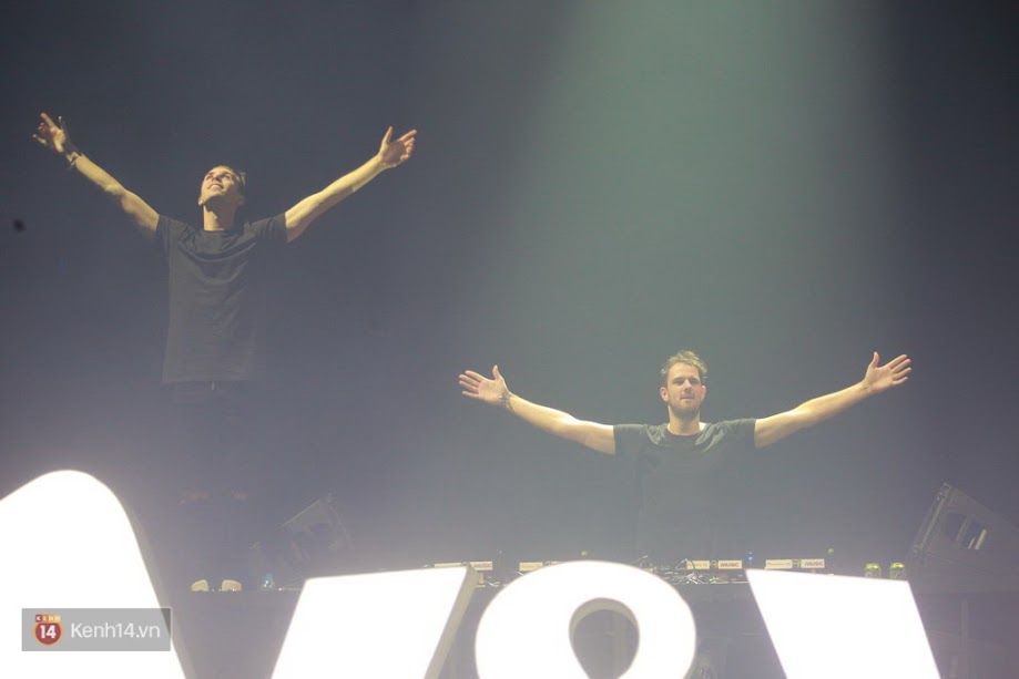 Tín đồ EDM Hà thành cuồng nhiệt với sự kiện âm nhạc lớn dịp cuối năm - Ảnh 2. Tín đồ EDM Hà thành cuồng nhiệt với sự kiện âm nhạc lớn dịp cuối năm - Ảnh 2.