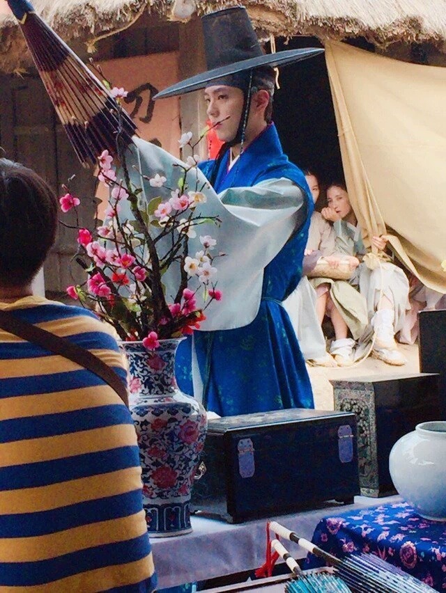 Phim chưa chiếu, “Thế tử” Park Bo Gum và “thái giám” Kim Yoo Jung đã tình tứ thế này đây - Ảnh 13.