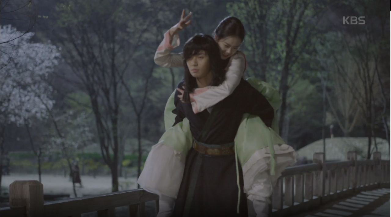 “Hwarang”: Sung Dong Il bất chấp thủ đoạn hòng chiêu mộ nhân tài - Ảnh 25. “Hwarang”: Sung Dong Il bất chấp thủ đoạn hòng chiêu mộ nhân tài - Ảnh 25.