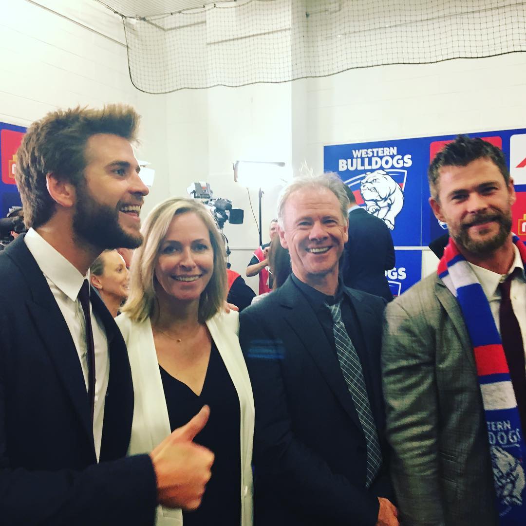 Chuyện tình với bầy cún và những khoảnh khắc Liam có Instagram dễ thương nhất 2016! - Ảnh 14. Chuyện tình với bầy cún và những khoảnh khắc Liam có Instagram dễ thương nhất 2016! - Ảnh 14.