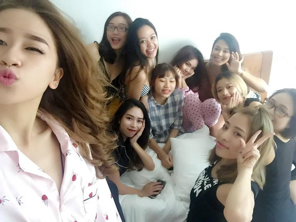 Cuộc sống của Top 18 NextGen tại nhà chung: Hào hứng, thân thiện và vô cùng mới mẻ - Ảnh 1. Cuộc sống của Top 18 NextGen tại nhà chung: Hào hứng, thân thiện và vô cùng mới mẻ - Ảnh 1.