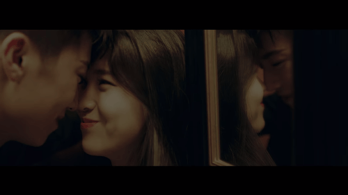 2PM hóa quý ông lịch lãm đóng cảnh nóng trong MV mới - Ảnh 2.