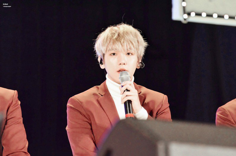 Những nam thần tượng có sức hút kỳ lạ khiến fan tự nhiên cũng đổ - Ảnh 7. Những nam thần tượng có sức hút kỳ lạ khiến fan tự nhiên cũng đổ - Ảnh 7.