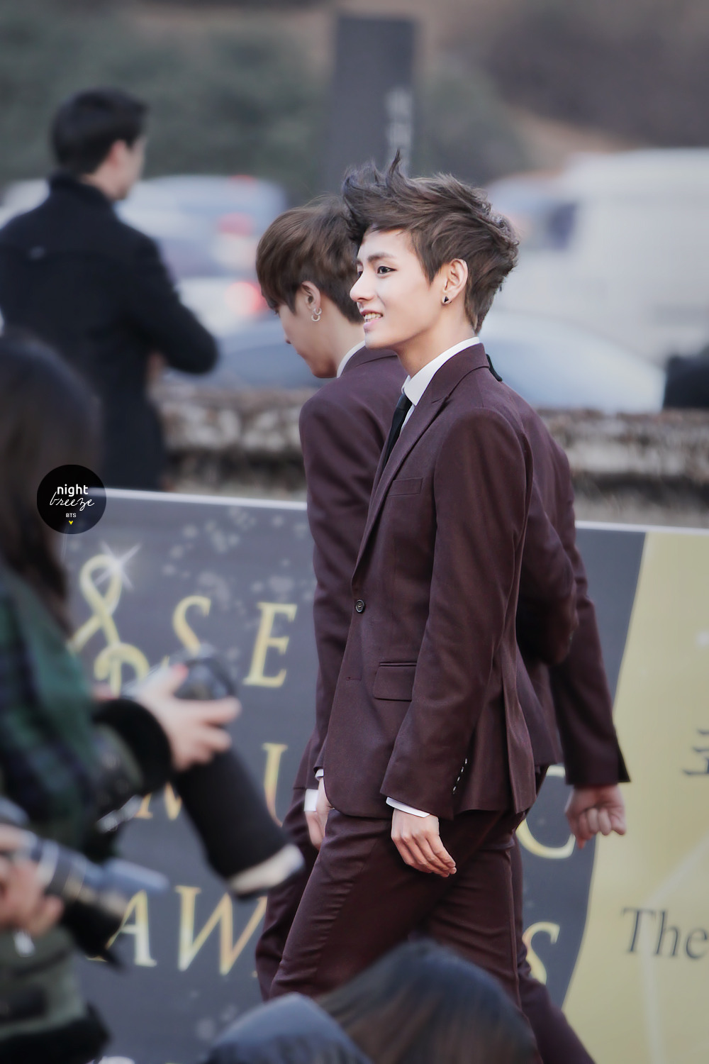 Những nam thần tượng có sức hút kỳ lạ khiến fan tự nhiên cũng đổ - Ảnh 25. Những nam thần tượng có sức hút kỳ lạ khiến fan tự nhiên cũng đổ - Ảnh 25.