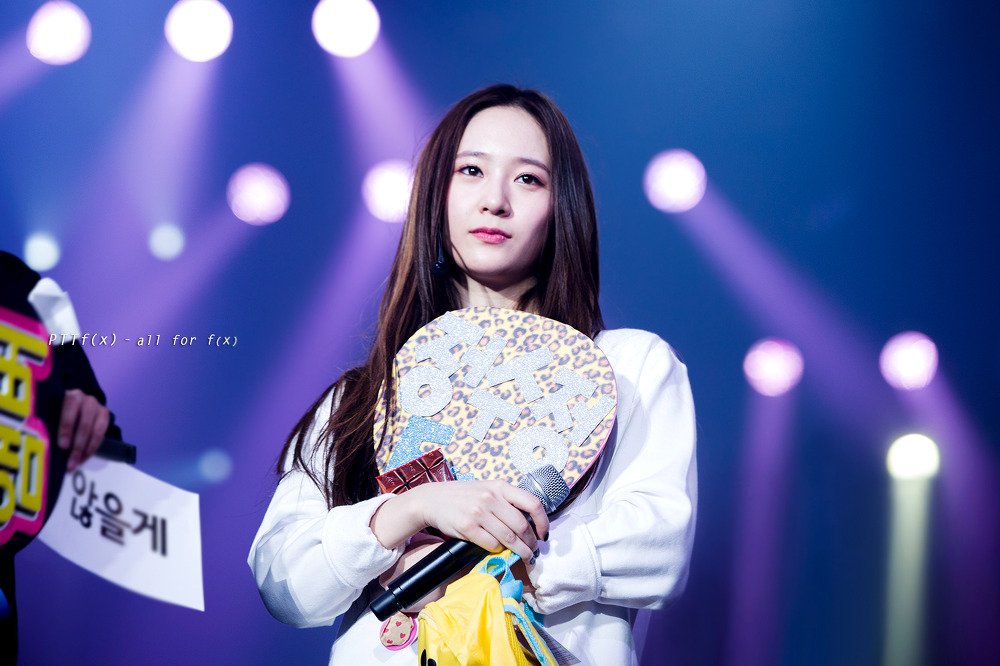 Không hát khỏe nhưng những idol này vẫn khiến fan mê giọng của mình như điếu đổ! - Ảnh 7. Không hát khỏe nhưng những idol này vẫn khiến fan mê giọng của mình như điếu đổ! - Ảnh 7.