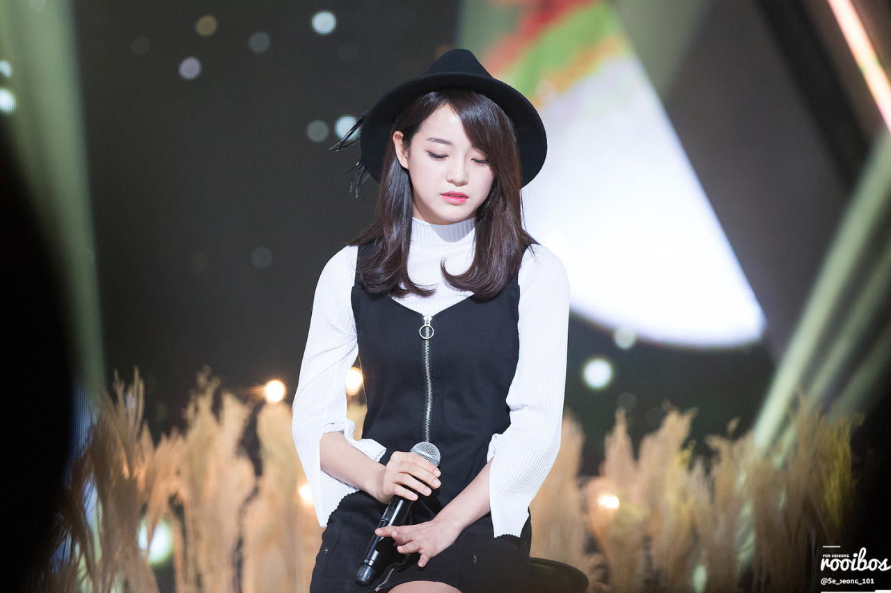 Tiểu Taeyeon xinh đẹp, giọng hay nhất show thực tế gây sốt 2016 chuẩn bị solo - Ảnh 6. Tiểu Taeyeon xinh đẹp, giọng hay nhất show thực tế gây sốt 2016 chuẩn bị solo - Ảnh 6.