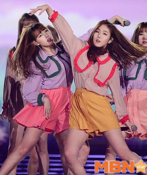 Chiêm ngưỡng những hình ảnh cực đẹp của dàn idolgroup trên sân khấu 2016 Super Seoul Dream Concert - Ảnh 26. Chiêm ngưỡng những hình ảnh cực đẹp của dàn idolgroup trên sân khấu 2016 Super Seoul Dream Concert - Ảnh 26.