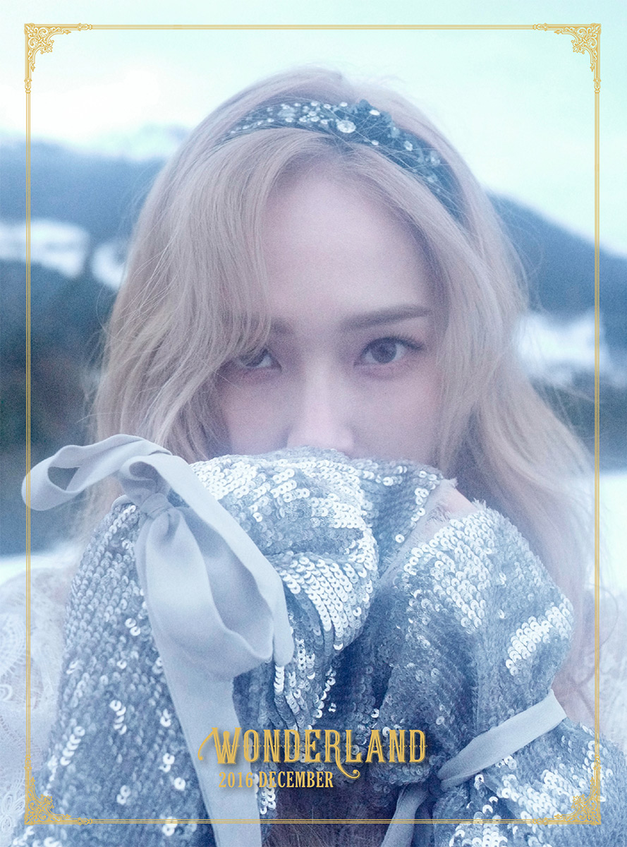Jessica bỗng dưng thả thính album mới bằng loạt ảnh tóc vàng chất phát ngất - Ảnh 2. Jessica bỗng dưng thả thính album mới bằng loạt ảnh tóc vàng chất phát ngất - Ảnh 2.
