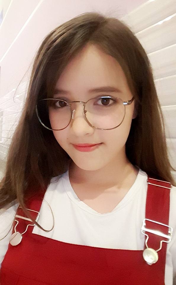 Đây là nữ sinh 16 tuổi lai Ý, xinh đẹp và nổi bật nhất Nha Trang! - Ảnh 14. Đây là nữ sinh 16 tuổi lai Ý, xinh đẹp và nổi bật nhất Nha Trang! - Ảnh 14.