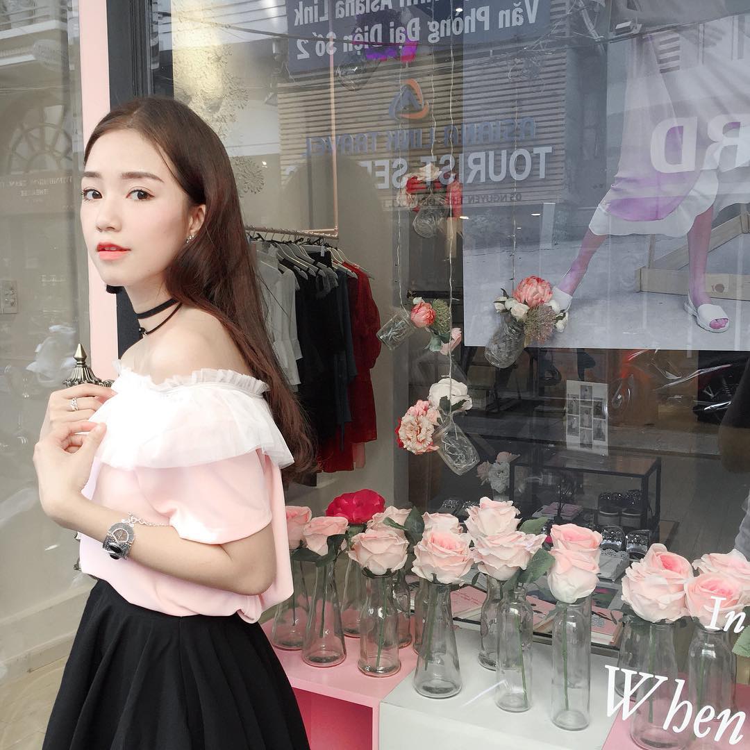 6 combo áo & vòng cổ đang được con gái Việt diện đi diện lại - Ảnh 1. 6 combo áo & vòng cổ đang được con gái Việt diện đi diện lại - Ảnh 1.