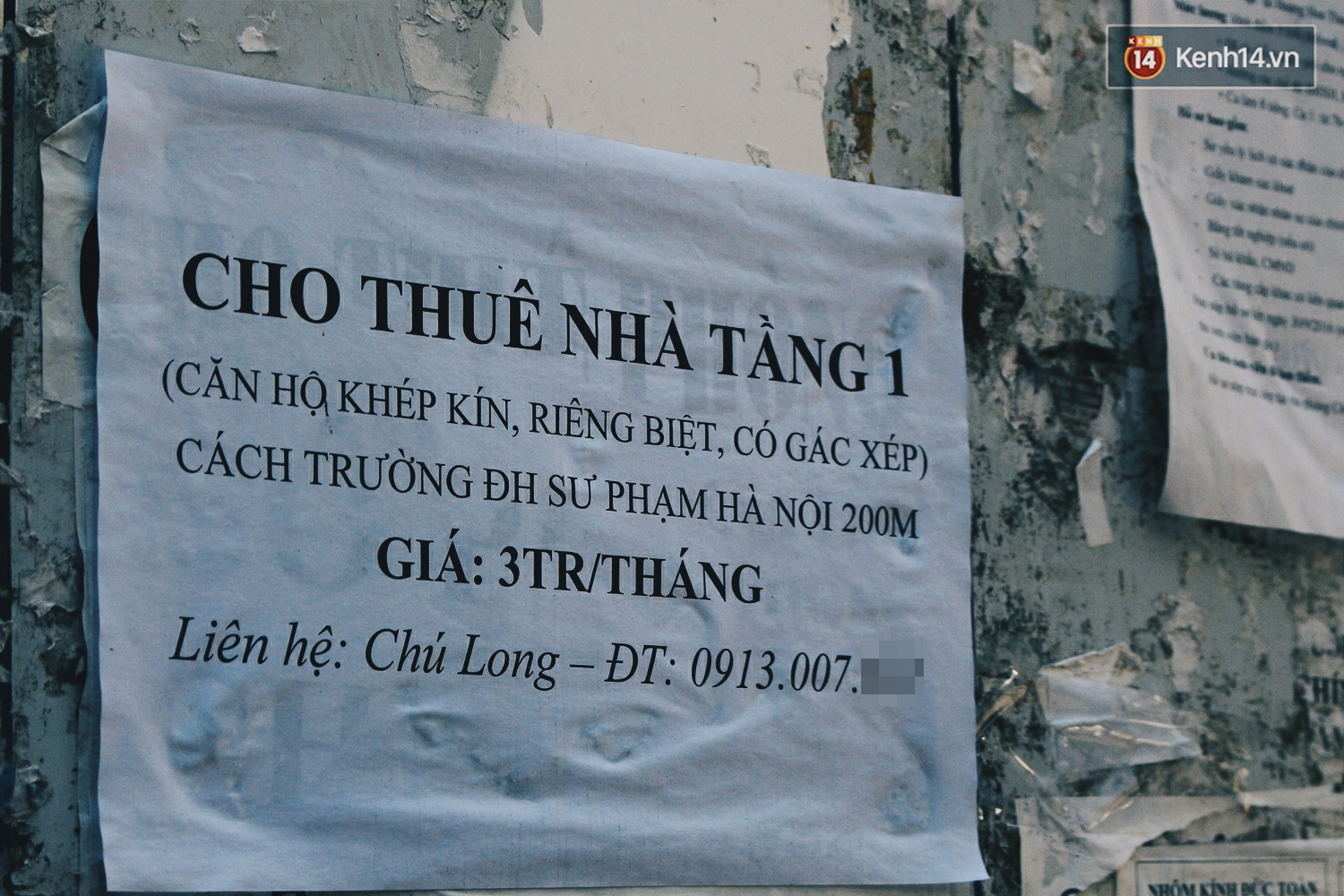 Sinh viên khốn khổ vì vật lộn trong những phòng trọ tồi tàn, lụp xụp mà giá siêu chát - Ảnh 11. Sinh viên khốn khổ vì vật lộn trong những phòng trọ tồi tàn, lụp xụp mà giá siêu chát - Ảnh 11.