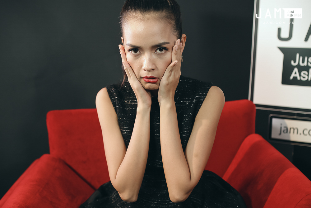Quán quân VNTM Ngọc Châu: Nếu là giám khảo, tôi sẽ bình chọn cho Fung La! - Ảnh 10. Quán quân VNTM Ngọc Châu: Nếu là giám khảo, tôi sẽ bình chọn cho Fung La! - Ảnh 10.