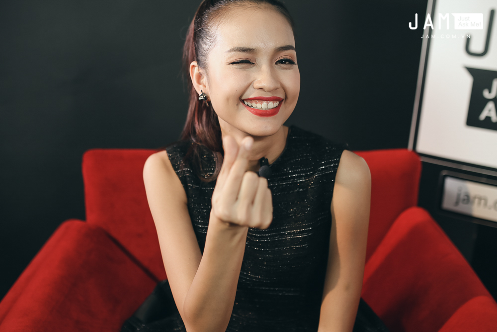 Quán quân VNTM Ngọc Châu: Nếu là giám khảo, tôi sẽ bình chọn cho Fung La! - Ảnh 12. Quán quân VNTM Ngọc Châu: Nếu là giám khảo, tôi sẽ bình chọn cho Fung La! - Ảnh 12.