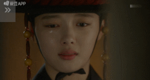 Moonlight: “Chô-ha” Park Bo Gum bị cận thần bất ngờ kề dao vào cổ - Ảnh 32. Moonlight: “Chô-ha” Park Bo Gum bị cận thần bất ngờ kề dao vào cổ - Ảnh 32.