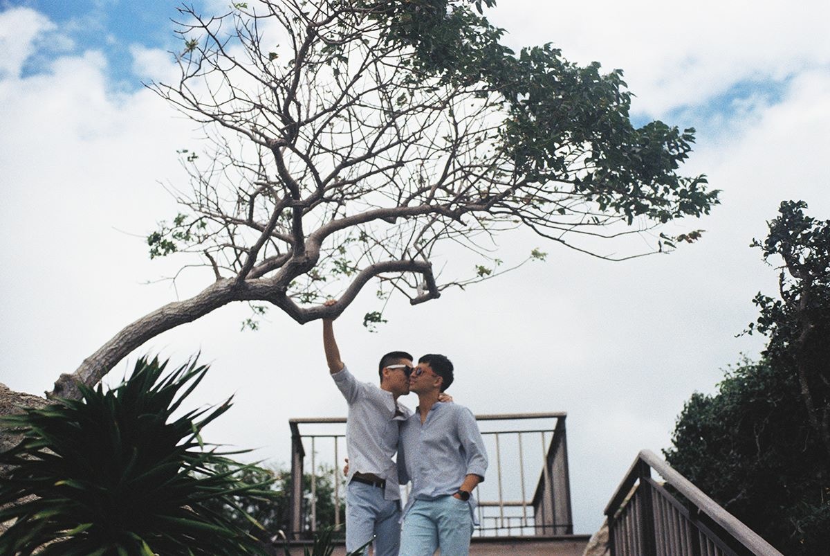 Adrian Anh Tuấn - Sơn Đoàn: Cặp đôi đáng ghen tị nhất năm vì suốt ngày đi du lịch chỗ đẹp! - Ảnh 23. Adrian Anh Tuấn - Sơn Đoàn: Cặp đôi đáng ghen tị nhất năm vì suốt ngày đi du lịch chỗ đẹp! - Ảnh 23.