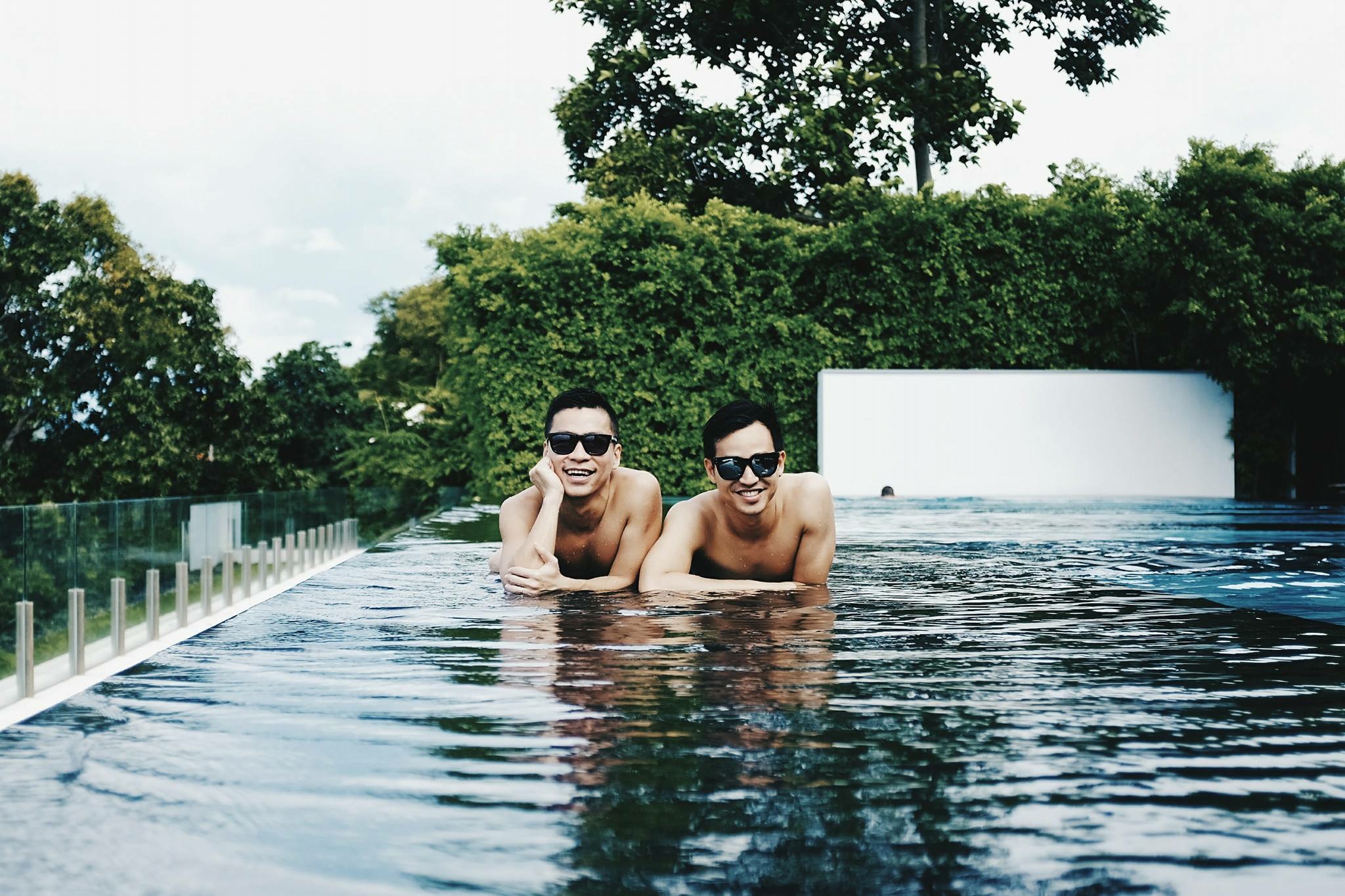 Adrian Anh Tuấn - Sơn Đoàn: Cặp đôi đáng ghen tị nhất năm vì suốt ngày đi du lịch chỗ đẹp! - Ảnh 7. Adrian Anh Tuấn - Sơn Đoàn: Cặp đôi đáng ghen tị nhất năm vì suốt ngày đi du lịch chỗ đẹp! - Ảnh 7.