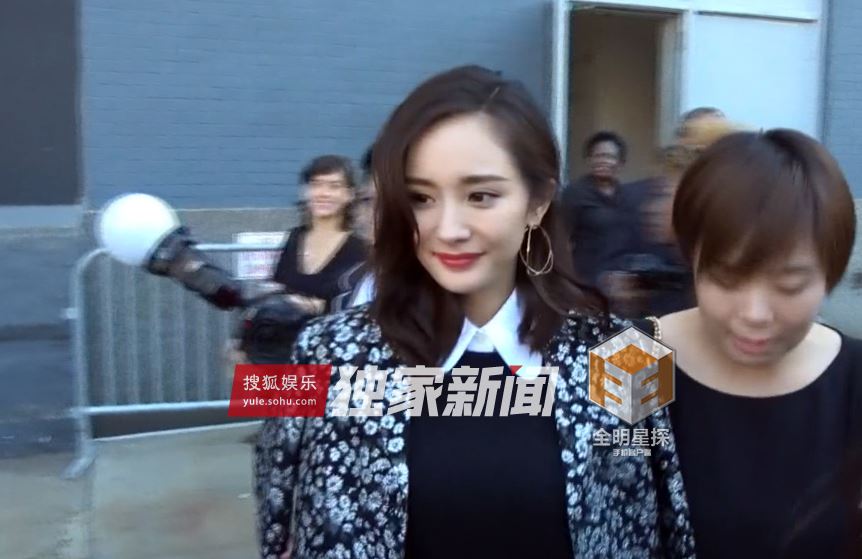 Dương Mịch lại vướng nghi án ngoại tình với Lý Dịch Phong - Ảnh 4. Dương Mịch lại vướng nghi án ngoại tình với Lý Dịch Phong - Ảnh 4.