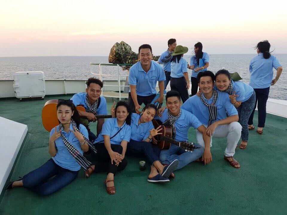 Người yêu điển trai của Lê Phương úp mở chuyện đám cưới - Ảnh 4. Người yêu điển trai của Lê Phương úp mở chuyện đám cưới - Ảnh 4.