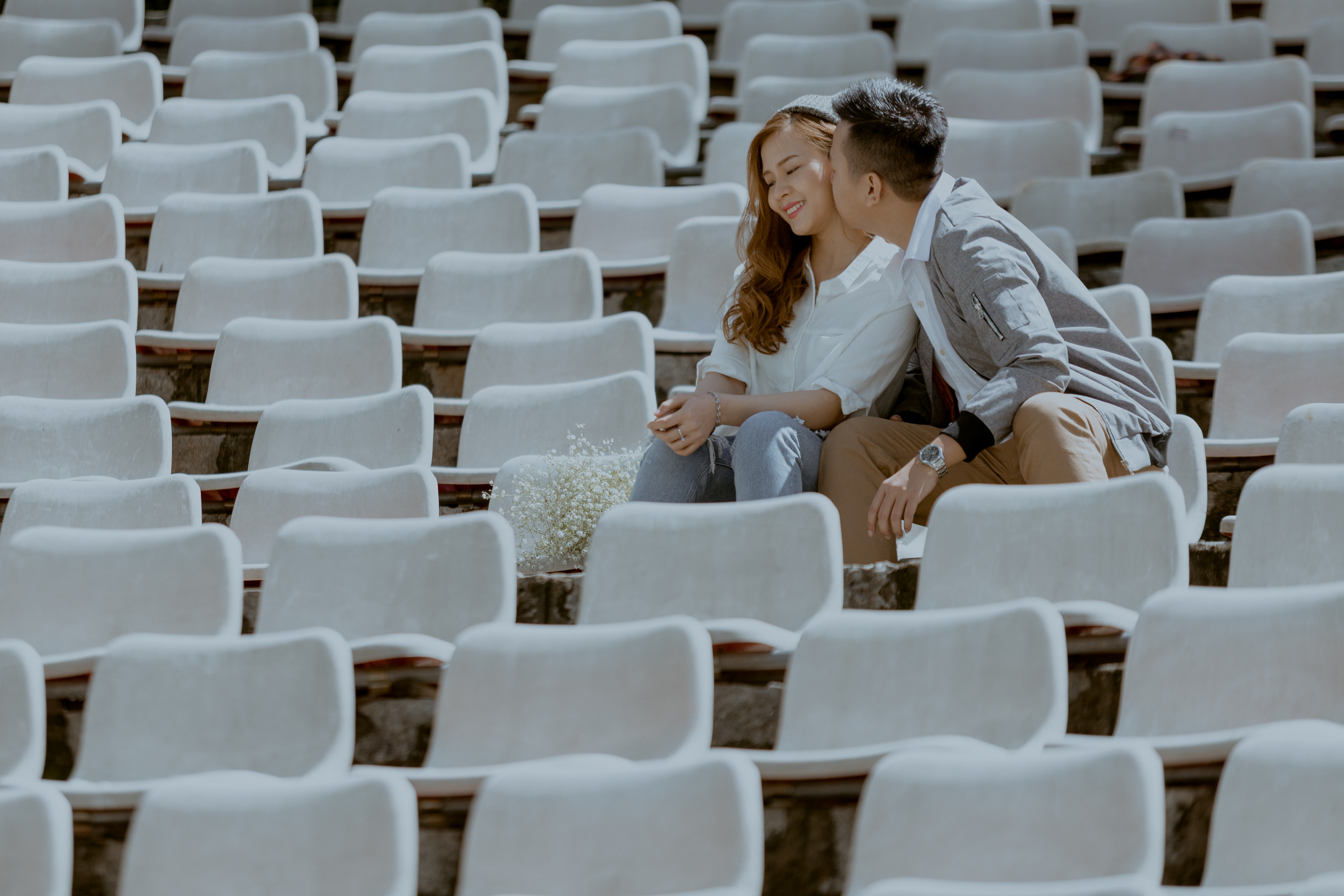 Clip cưới lãng mạn như chuyện tình Hậu duệ của mặt trời và Goblin của cặp đôi 9X - Ảnh 5. Clip cưới lãng mạn như chuyện tình Hậu duệ của mặt trời và Goblin của cặp đôi 9X - Ảnh 5.