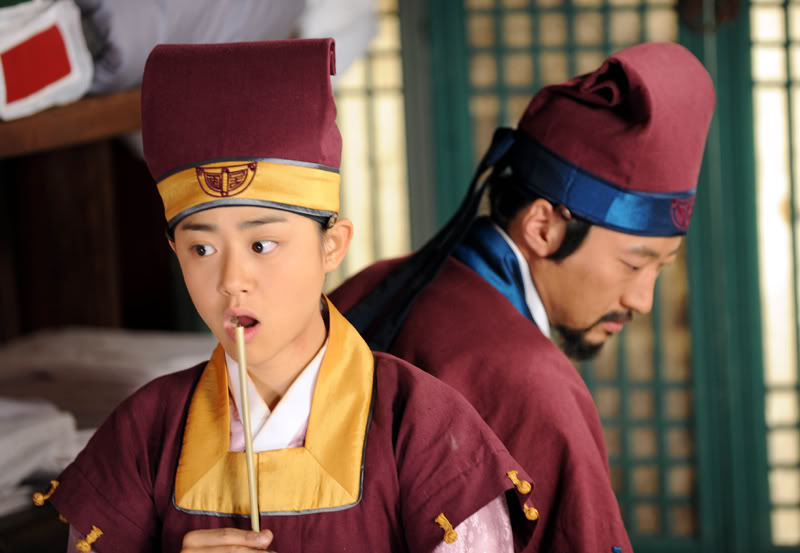 Những màn giả trai, giả gái cổ trang điêu luyện nhất màn ảnh Hàn - Ảnh 32. Những màn giả trai, giả gái cổ trang điêu luyện nhất màn ảnh Hàn - Ảnh 32.