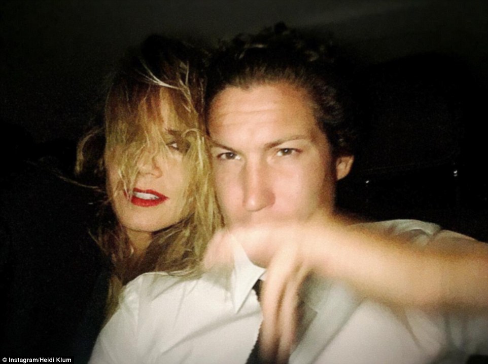 Đám cưới hơn 100 tỷ tại Pháp của cặp người thừa kế với sự tham gia của hàng loạt sao đình đám - Ảnh 15. Đám cưới hơn 100 tỷ tại Pháp của cặp người thừa kế với sự tham gia của hàng loạt sao đình đám - Ảnh 15.