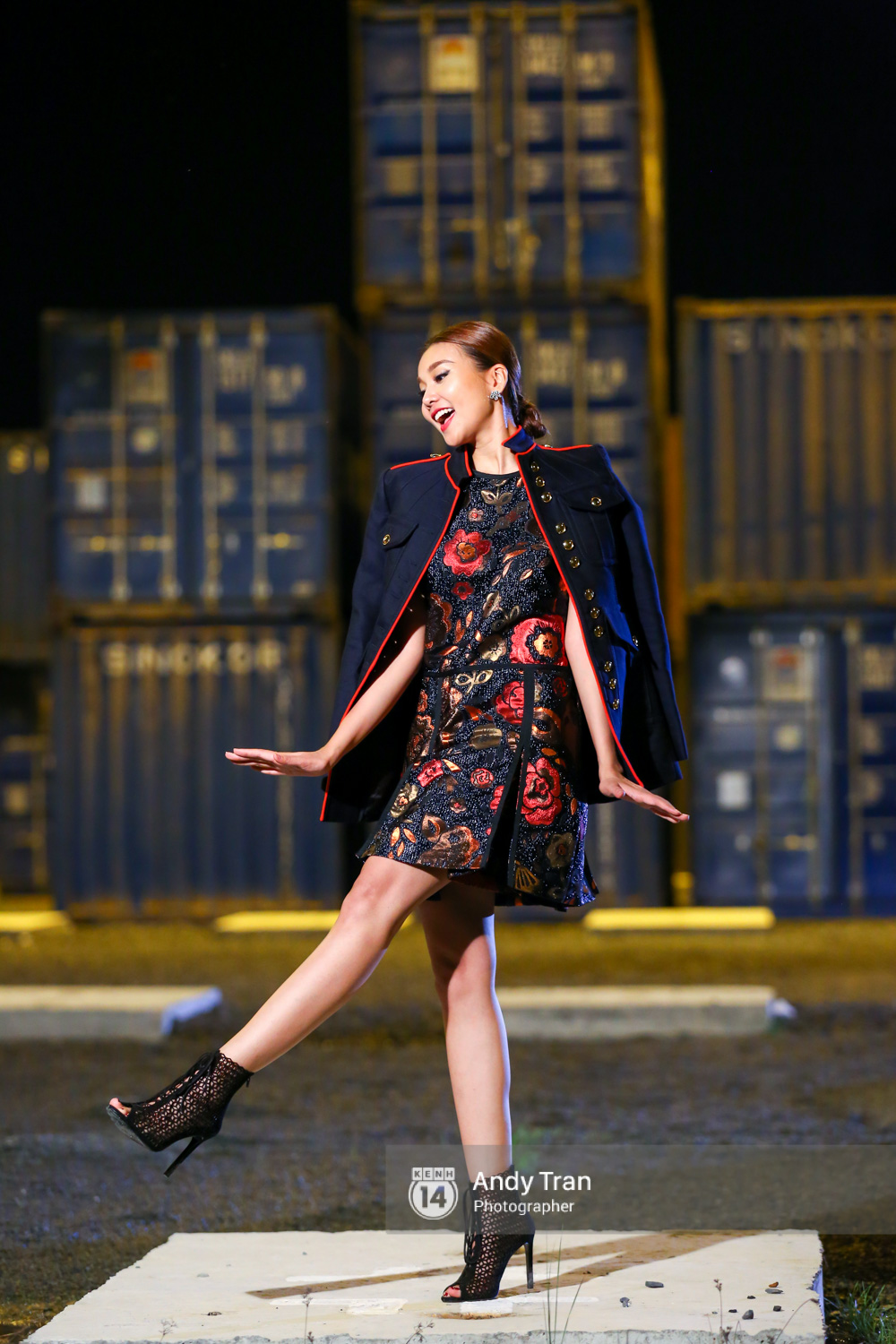 Thanh Hằng: Nữ hoàng đồ hiệu chưa bao giờ mặc xấu - Ảnh 3. Thanh Hằng: Nữ hoàng đồ hiệu chưa bao giờ mặc xấu - Ảnh 3.