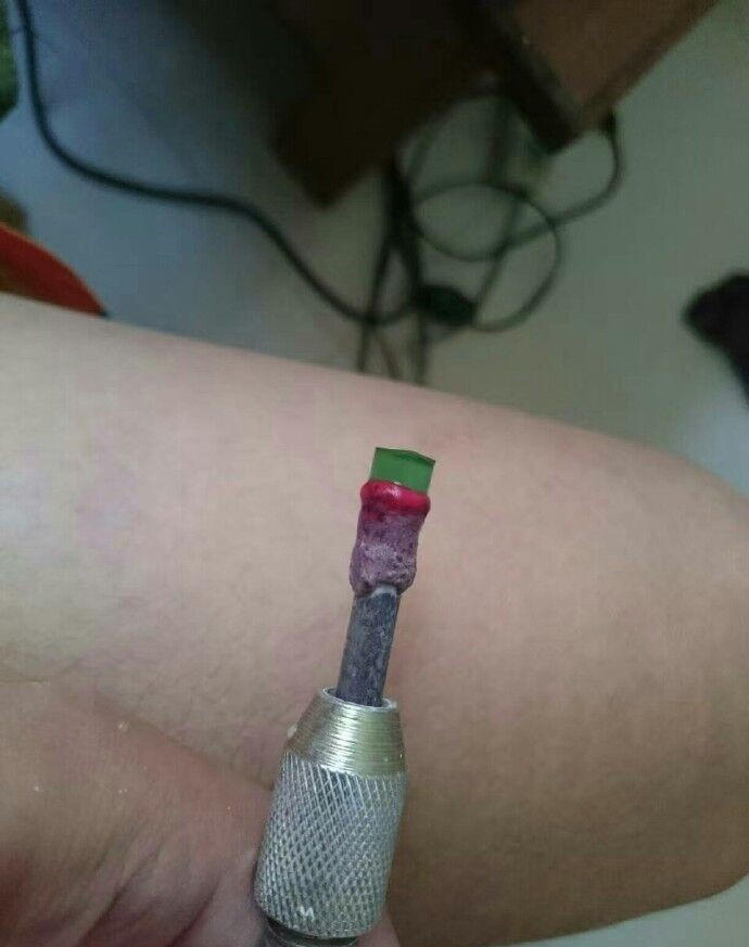 Bạn gái đòi tặng nhẫn kim cương, chàng trai nghèo đã nghĩ ra một cách vô cùng bá đạo - Ảnh 5. Bạn gái đòi tặng nhẫn kim cương, chàng trai nghèo đã nghĩ ra một cách vô cùng bá đạo - Ảnh 5.