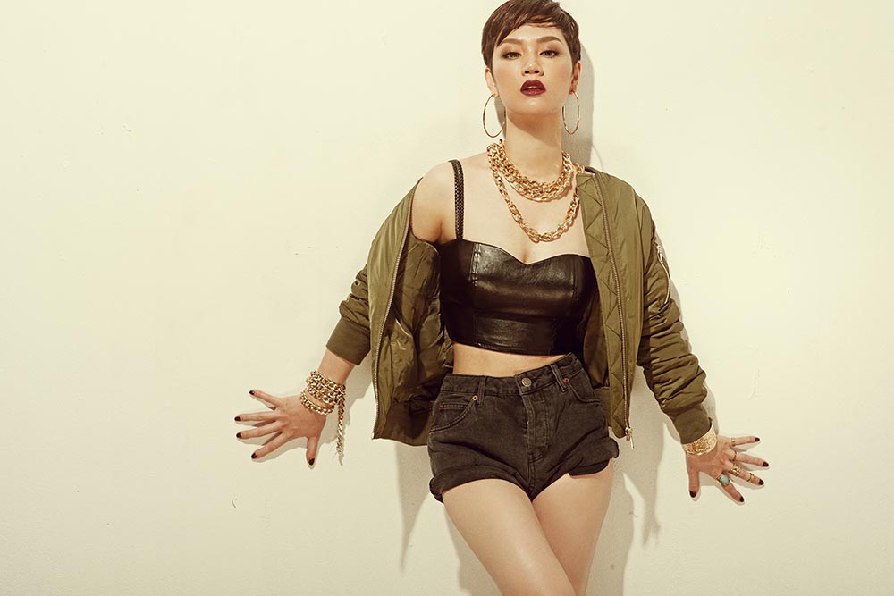 Trà My Idol gợi cảm ngày trở lại Vpop sau 2 năm kín tiếng - Ảnh 4. Trà My Idol gợi cảm ngày trở lại Vpop sau 2 năm kín tiếng - Ảnh 4.