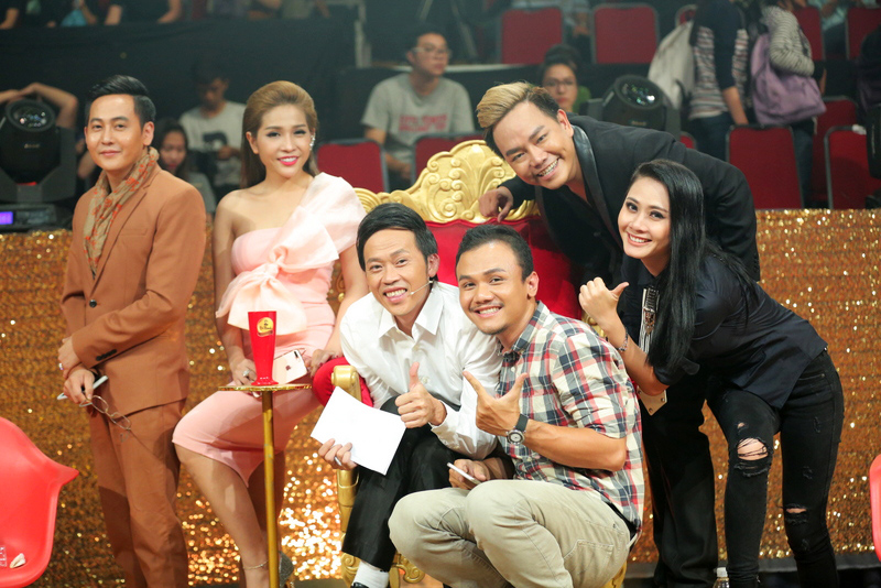 Cướp biển Ku Tin cực đáng yêu làm náo loạn Cười xuyên Việt! - Ảnh 1. Cướp biển Ku Tin cực đáng yêu làm náo loạn Cười xuyên Việt! - Ảnh 1.