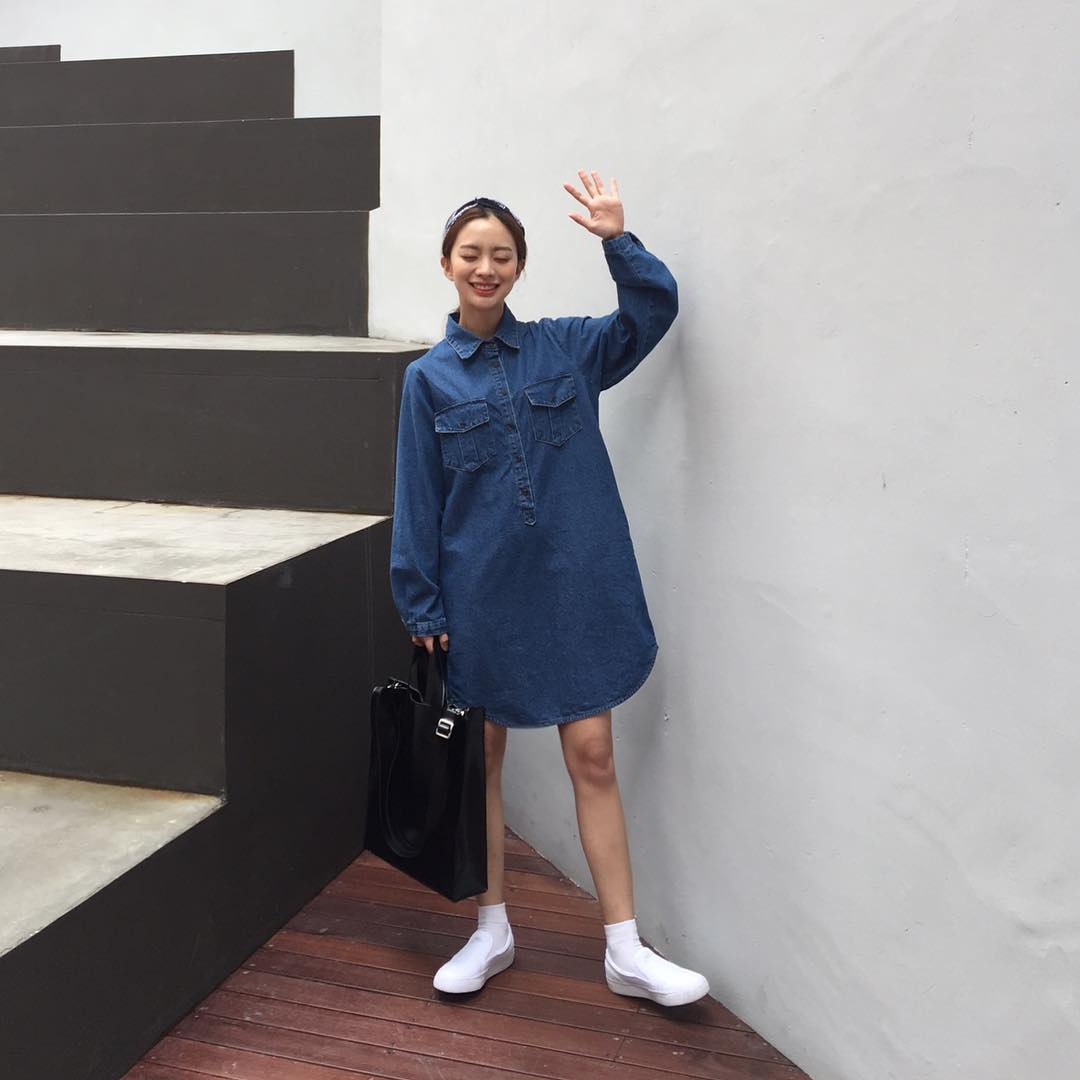 5 mẫu sneaker một khi đã diện cùng đồng phục thì đẹp khỏi chê - Ảnh 17. 5 mẫu sneaker một khi đã diện cùng đồng phục thì đẹp khỏi chê - Ảnh 17.