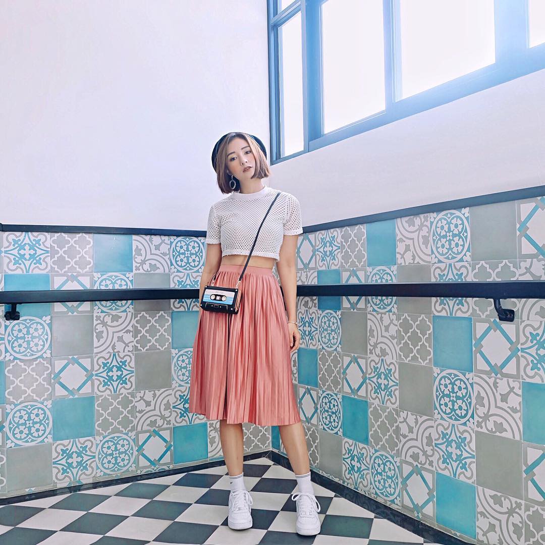 Giáng sinh không lạnh thì diện gì cho ra chất lễ hội bây giờ? Dễ lắm cứ theo 7 gợi ý này là xong ngay! - Ảnh 21. Giáng sinh không lạnh thì diện gì cho ra chất lễ hội bây giờ? Dễ lắm cứ theo 7 gợi ý này là xong ngay! - Ảnh 21.