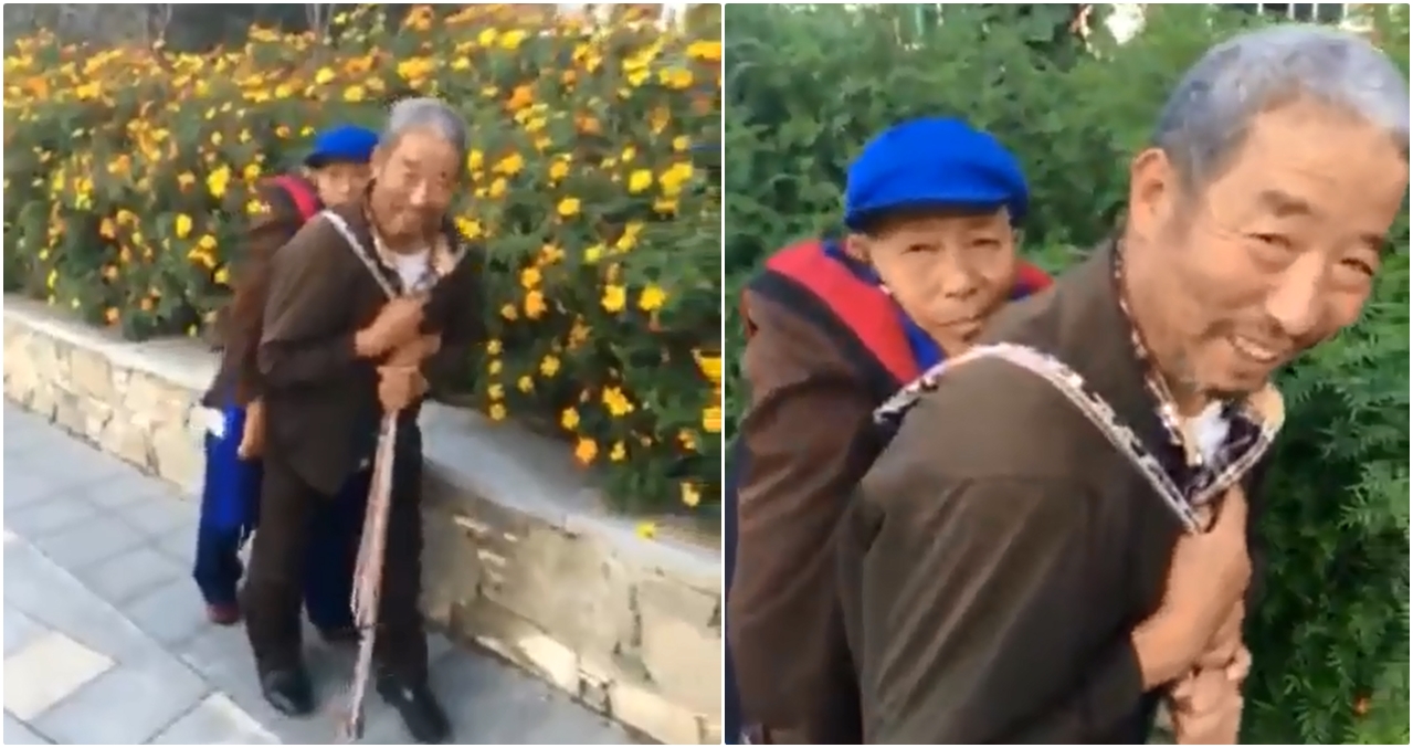 Bạn sẽ thấy hạnh phúc chẳng ở đâu xa khi chứng kiến cụ ông địu người vợ ốm yếu đi dạo phố mỗi ngày - Ảnh 4. Bạn sẽ thấy hạnh phúc chẳng ở đâu xa khi chứng kiến cụ ông địu người vợ ốm yếu đi dạo phố mỗi ngày - Ảnh 4.