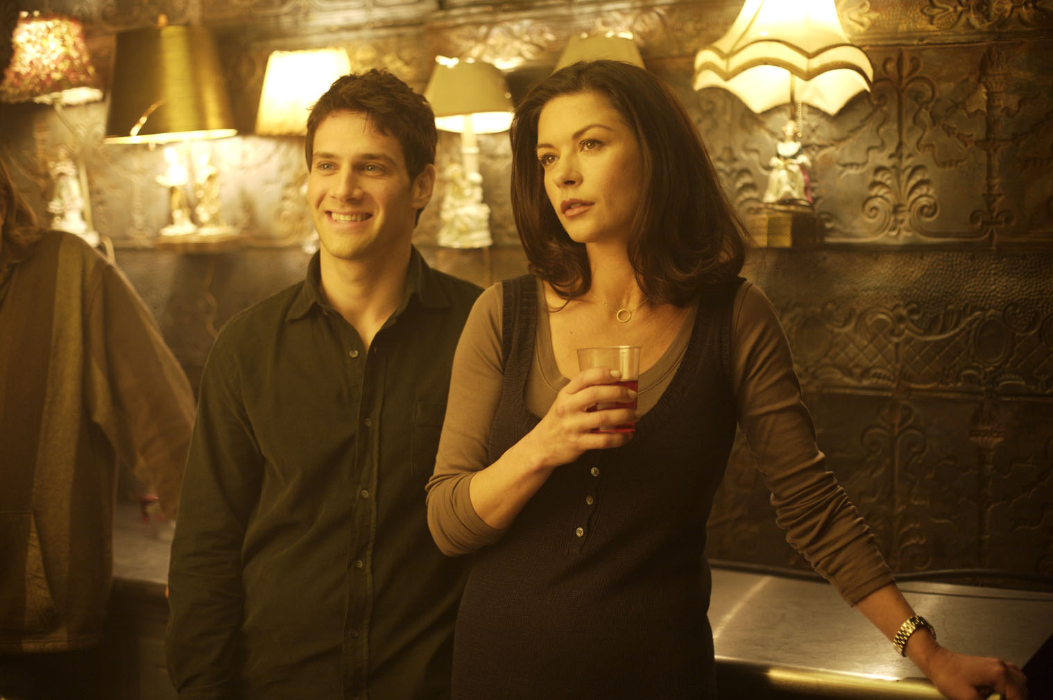 Điểm danh 5 cô bảo mẫu được yêu mến trên màn ảnh - Ảnh 6. Điểm danh 5 cô bảo mẫu được yêu mến trên màn ảnh - Ảnh 6.